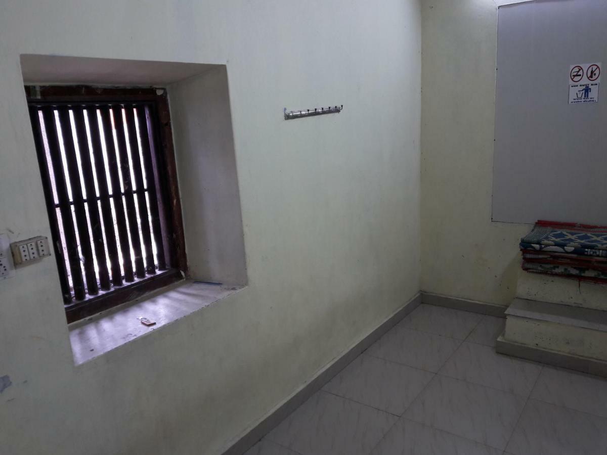 Devasthanam Lodge Thiruvananthapuram ภายนอก รูปภาพ