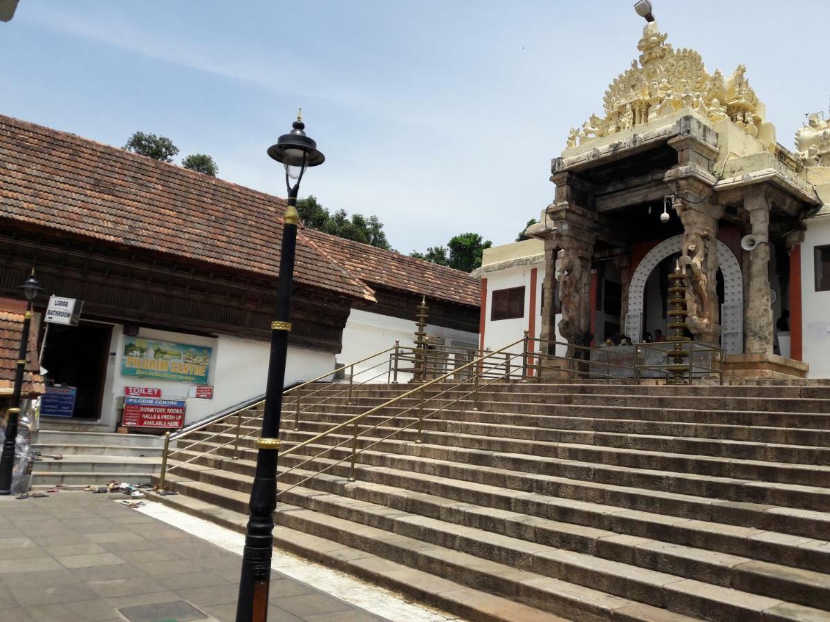 Devasthanam Lodge Thiruvananthapuram ภายนอก รูปภาพ